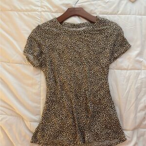 2000s Banana Republic Leopard Print Top
